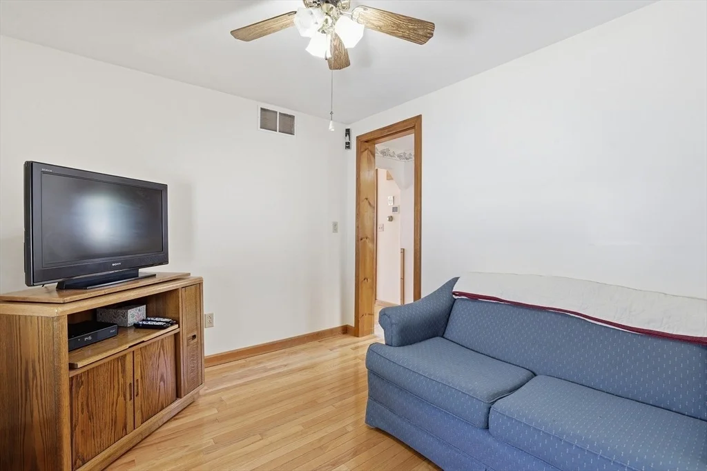 Photo of 7 Swift Ave