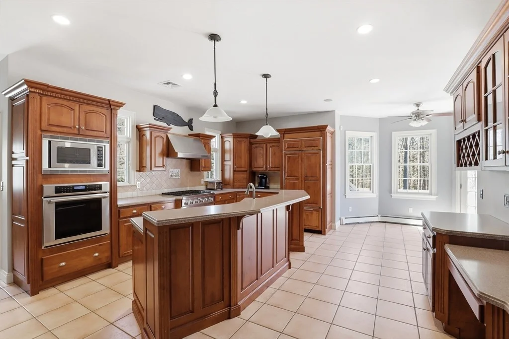 Photo of 76 Clapp Rd
