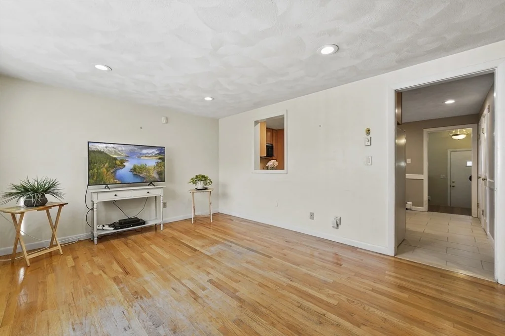 Photo of 86 Hathaway Circle