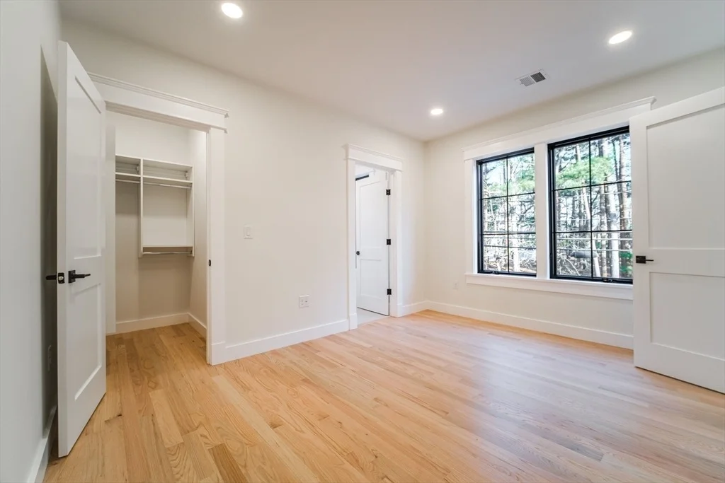 Photo of 6 Newbury Park