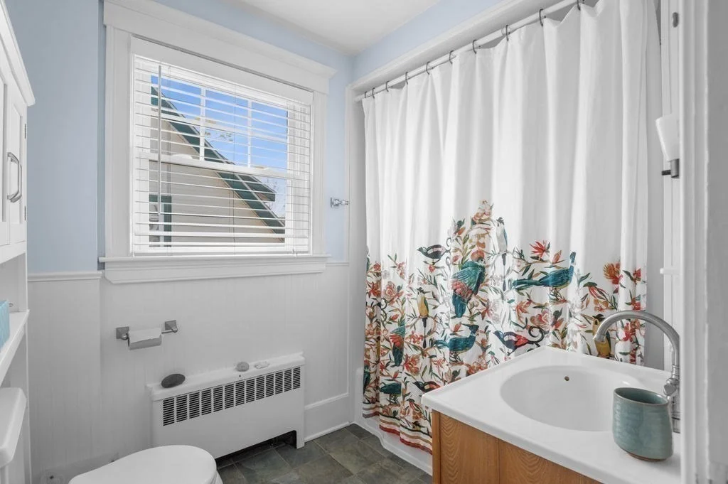 Photo of 52 Locust St