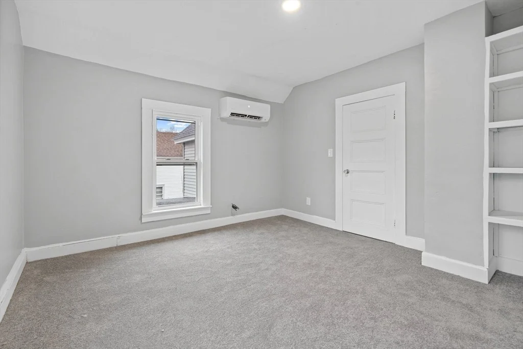 Photo of 125 South St