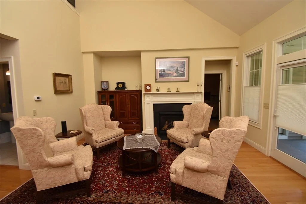 Photo of Unit 1B at 359 Main