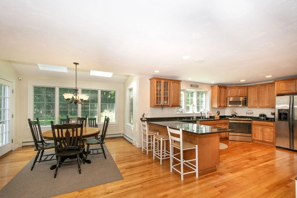 Photo of 185 Booth Hill Rd