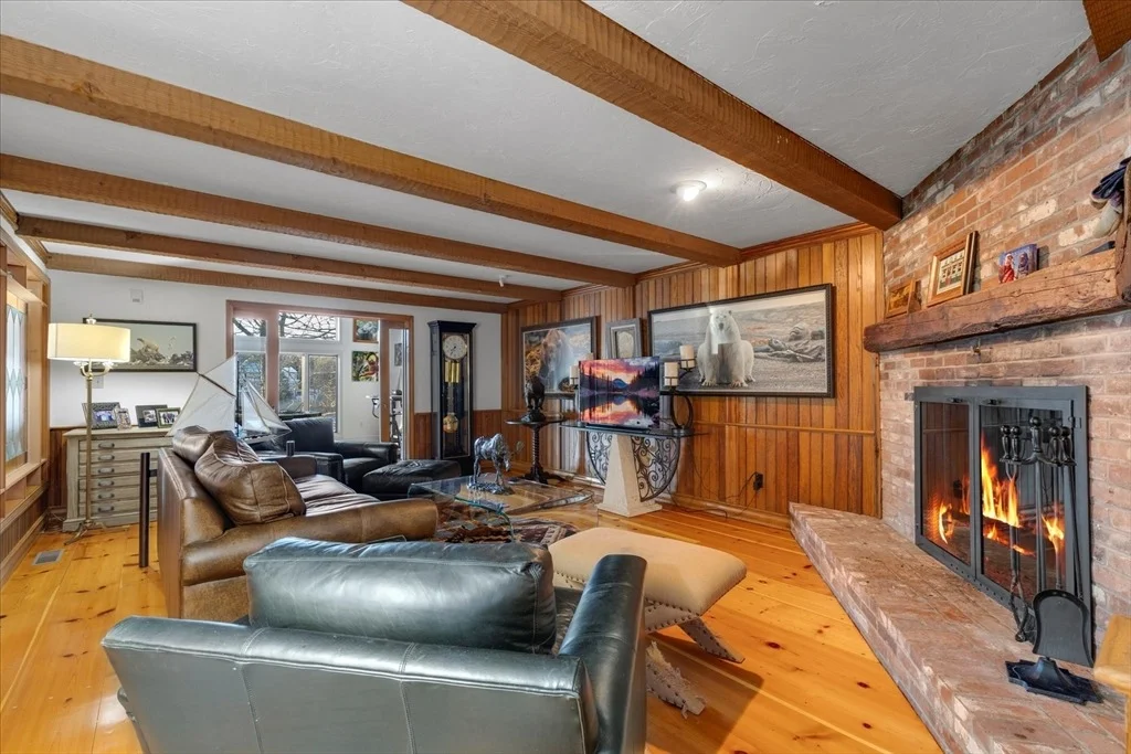 Photo of 443 Elliott Road