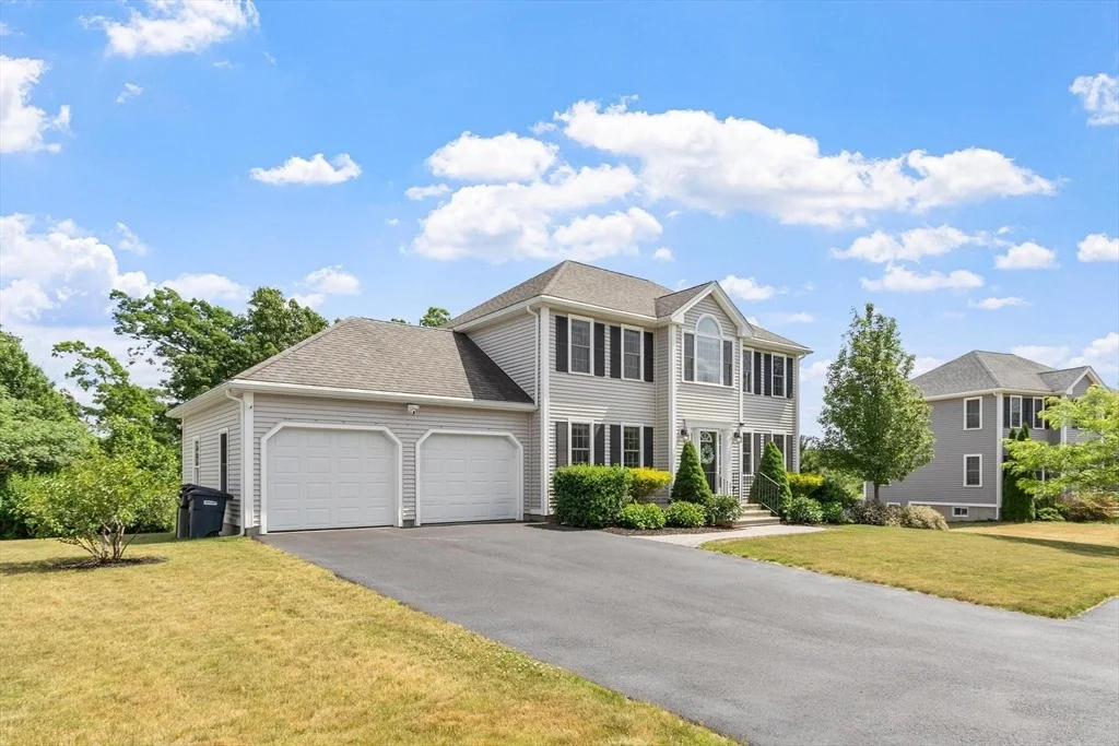 Photo of 90 Joel Scott Dr