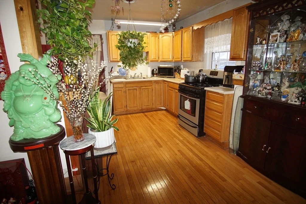 Photo of 292 Commonwealth Ave