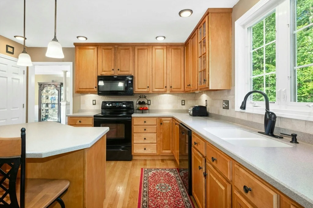Photo of 75 Kennedy Circle
