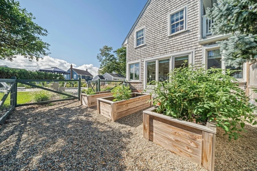 Photo of 55 Crescent Ave