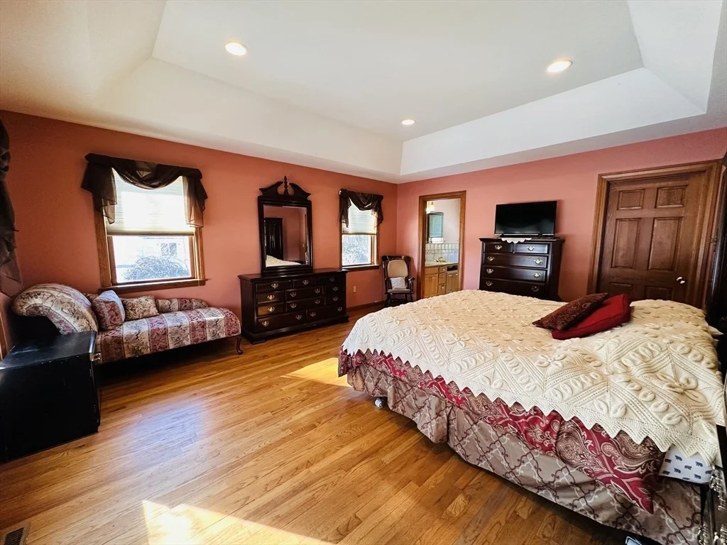 Photo of 8 Alexander Dr