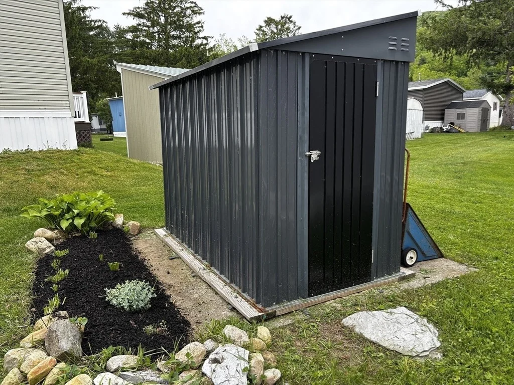 Photo of 6 Seneca Drive