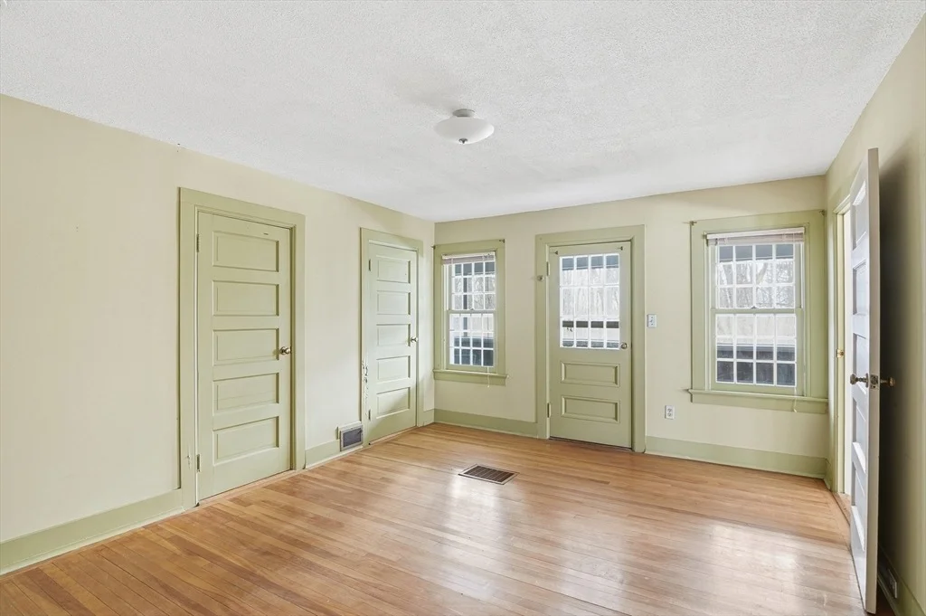 Photo of 13 Goodnow Road
