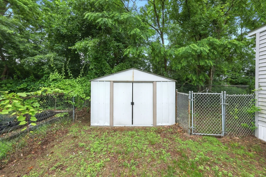 Photo of 7 Nelligan