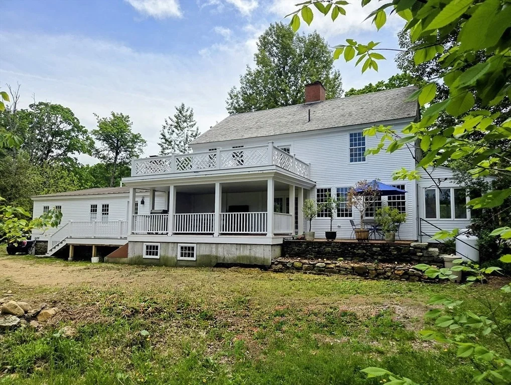 Photo of 130 West Rd
