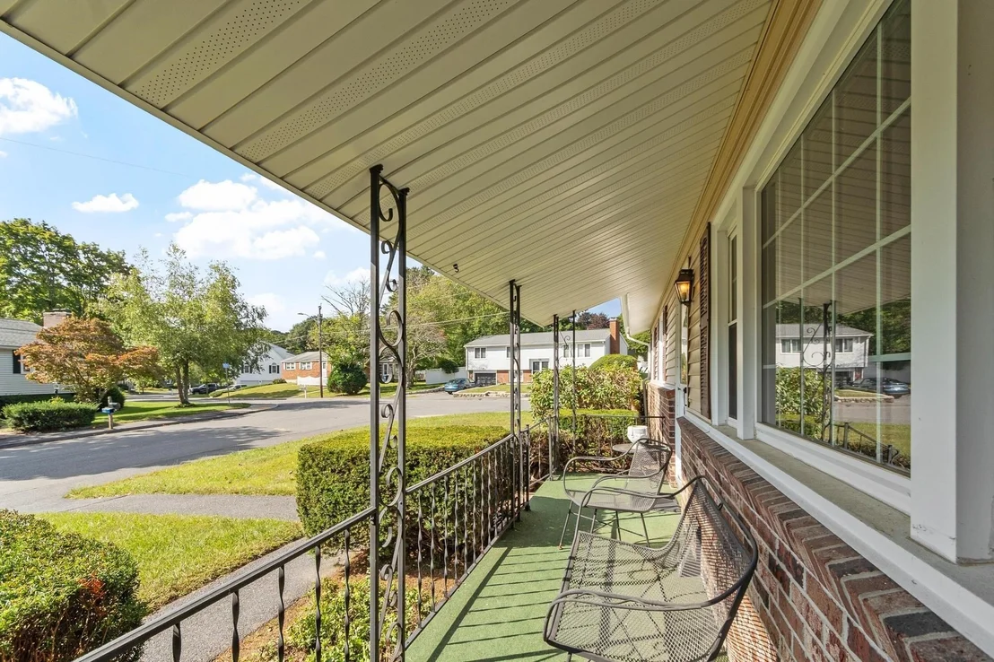 Photo of 6 Fuller Dr