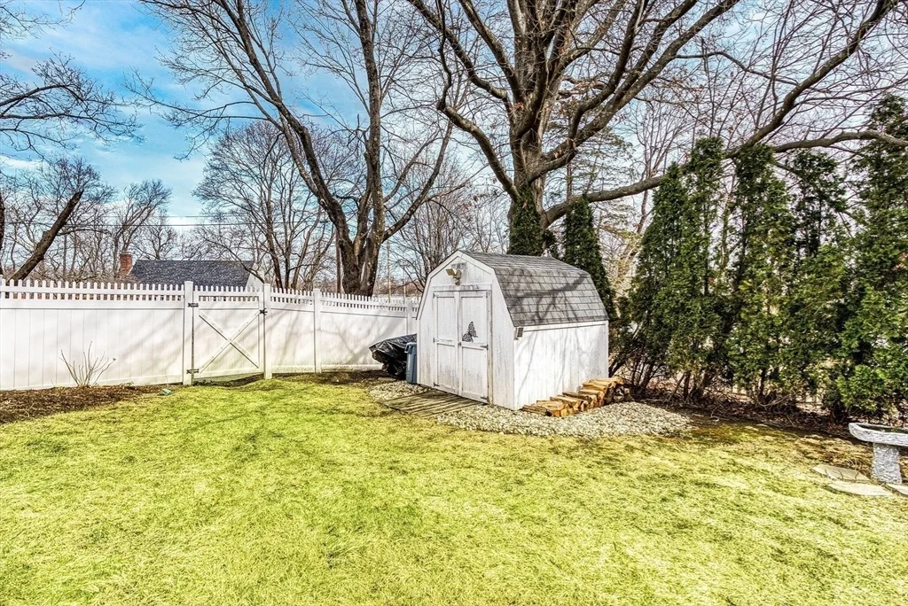 Photo of 2 Juniper Cir