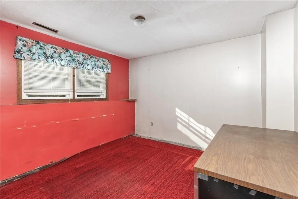 Photo of 15 Blue Jay Avenue