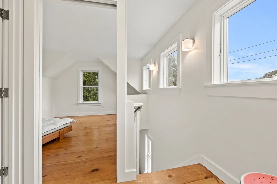 Photo of 1105 Washington