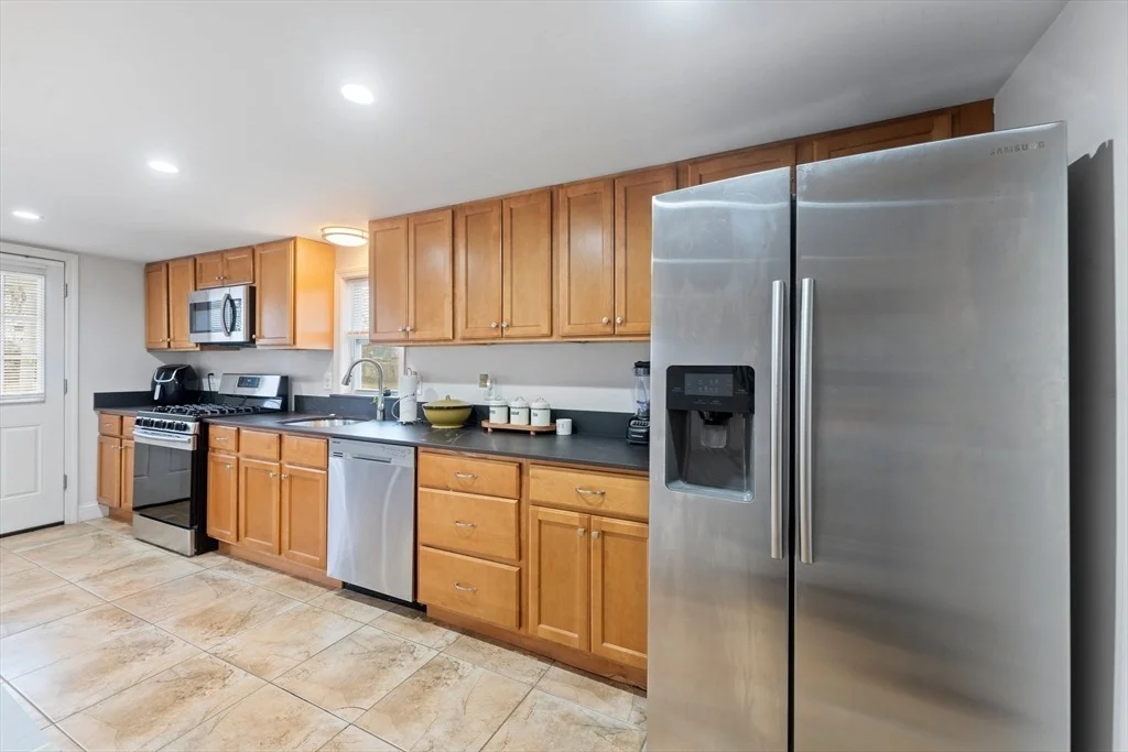 Photo of 111 Plain St