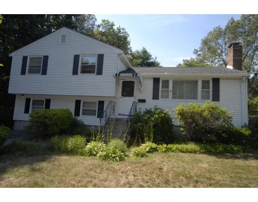 Photo of 493 Potter Road