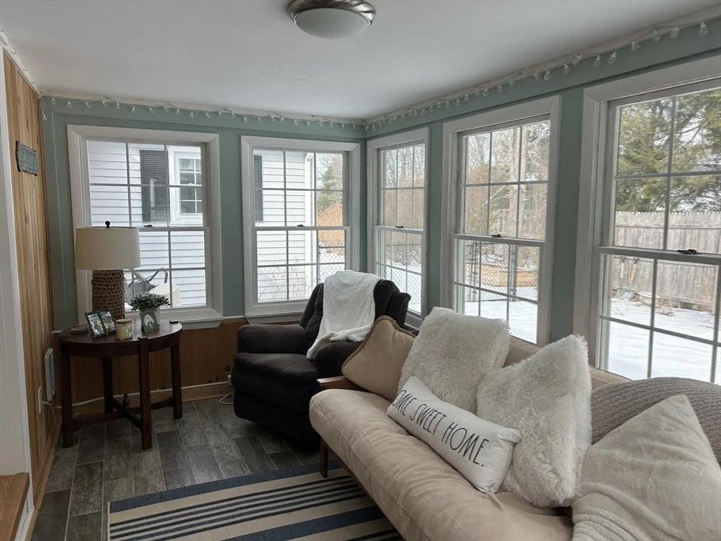 Photo of 4 Oakridge Drive