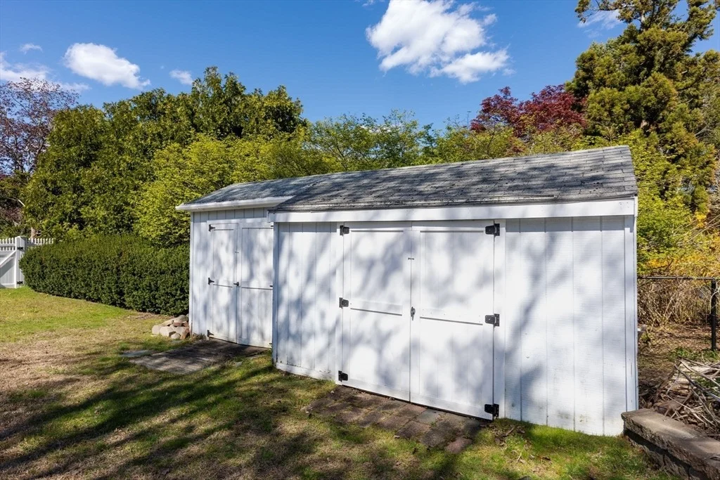 Photo of 8 Rathbun Willard Drive