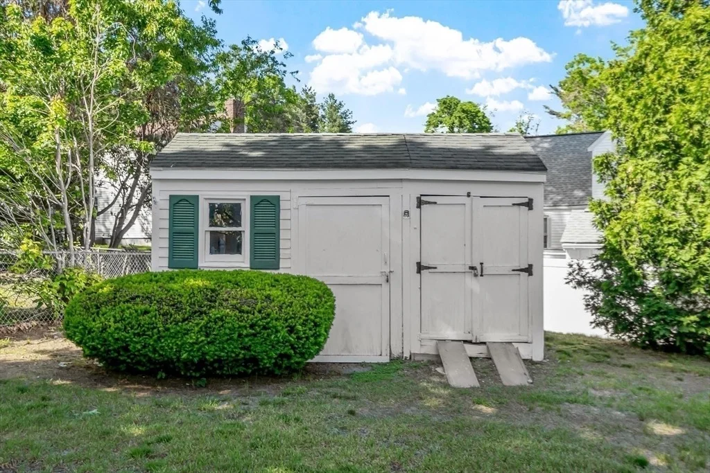 Photo of 27 Sunset Rd