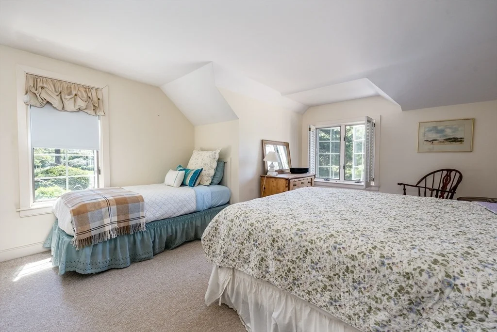 Photo of 46 Great Bay Rd