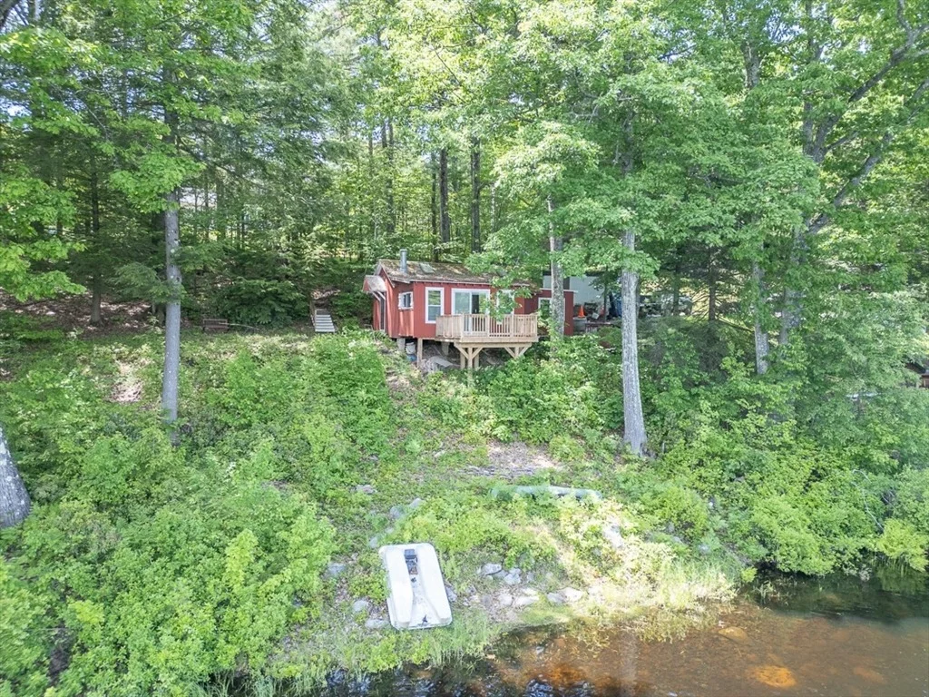 Photo of 33 Watatic Pond Rd