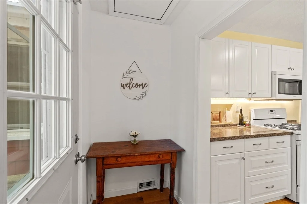 Photo of 30 Stonebridge Rd