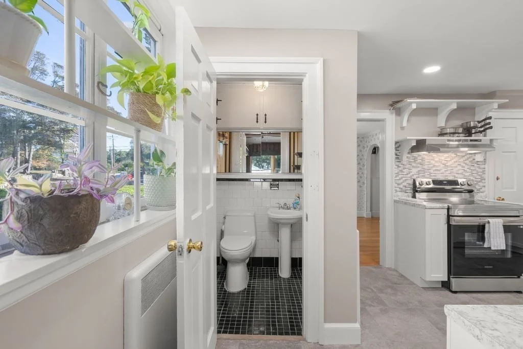 Photo of 42 Baker Ave