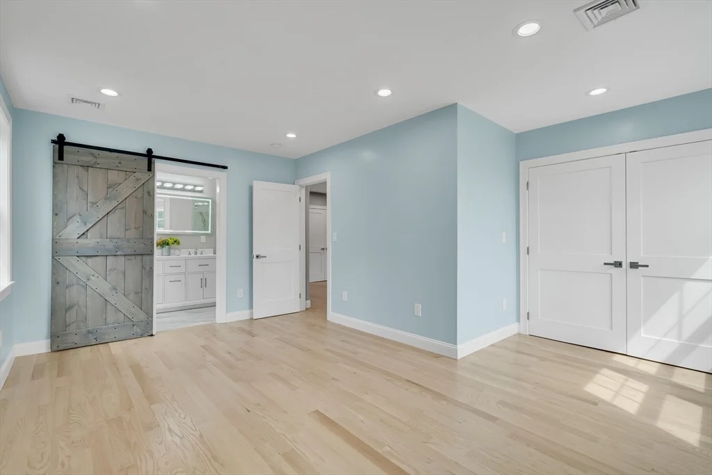 Photo of 8 Slayton Rd