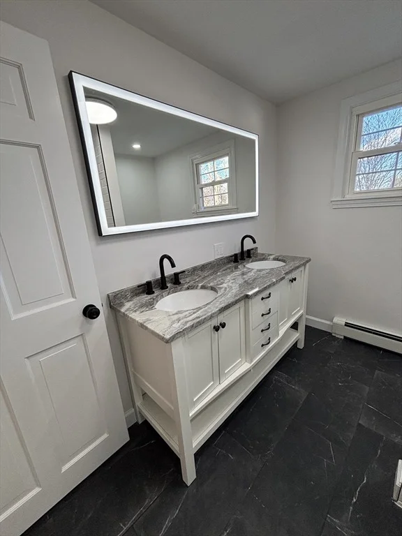 Photo of 88 Kenyon Road