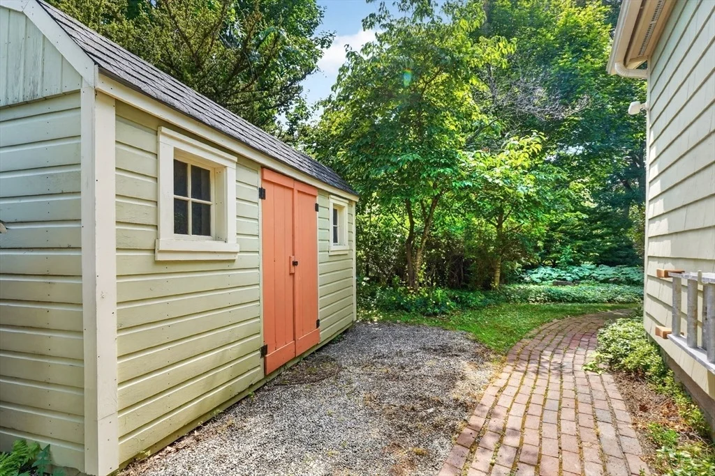 Photo of 41 Taylor Rd