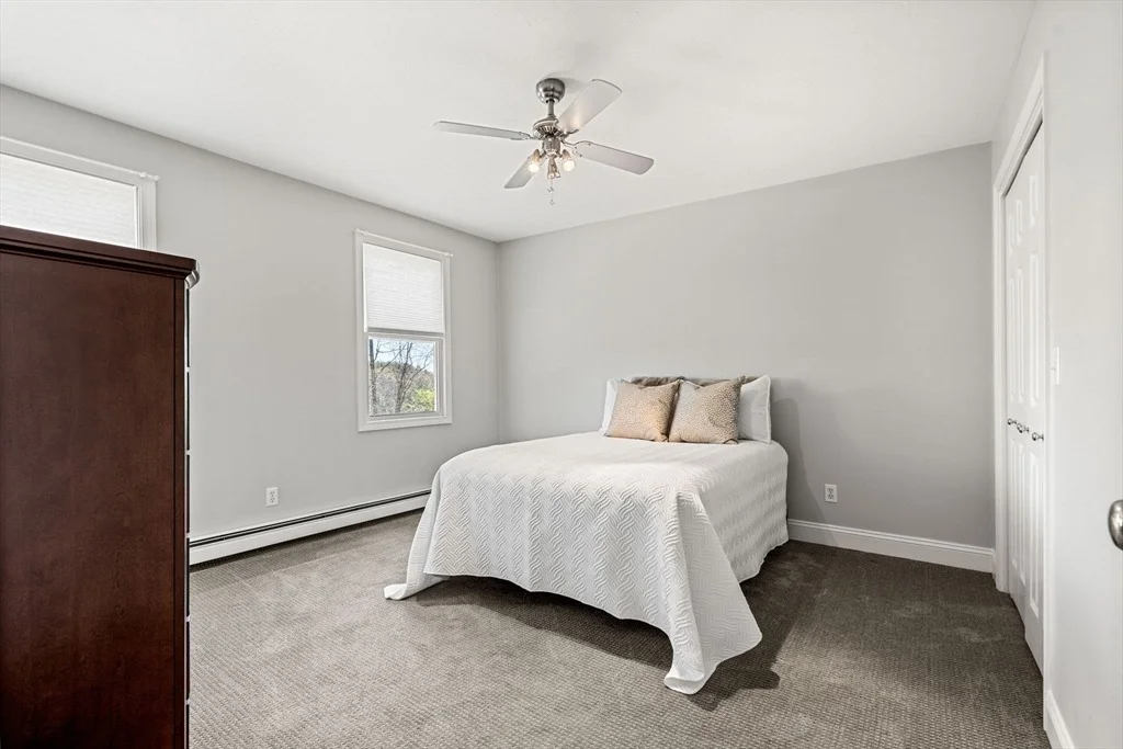 Photo of 39 Lovers Ln