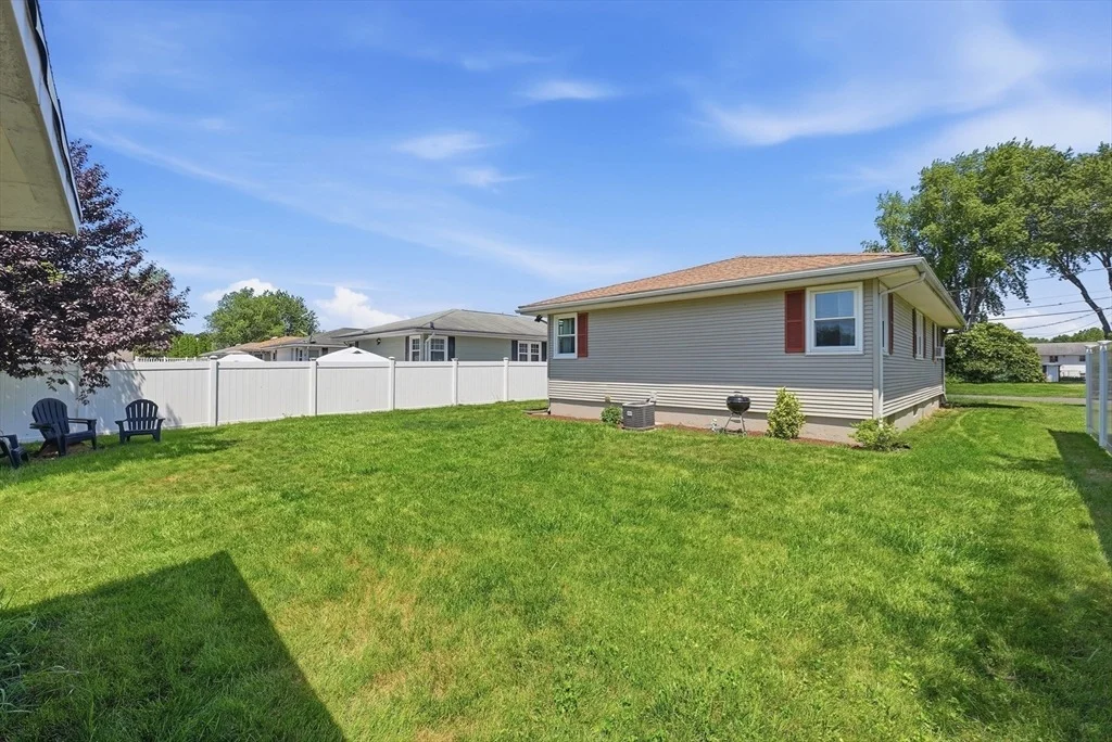 Photo of 35 Beaumont Ave