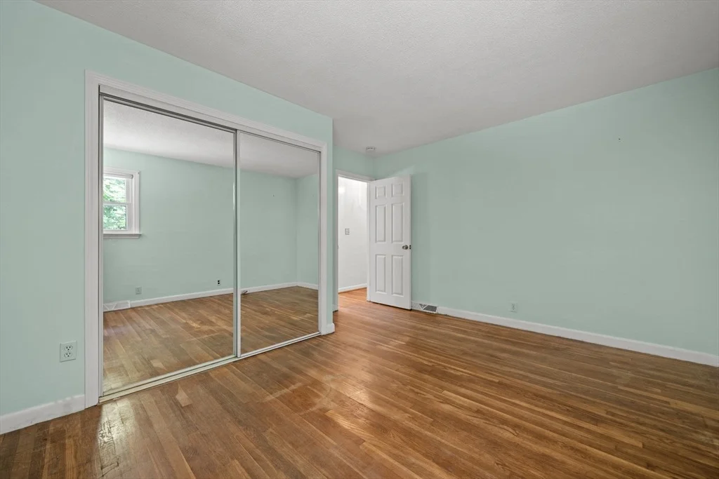 Photo of 58 Basse Rd