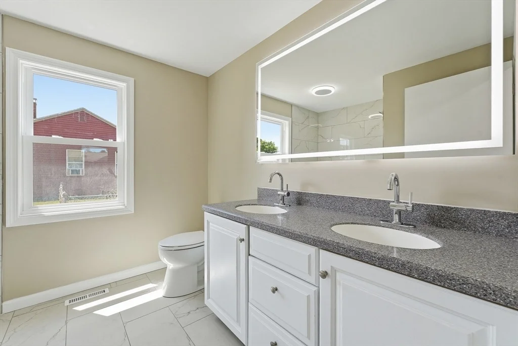 Photo of 85 Barbara St