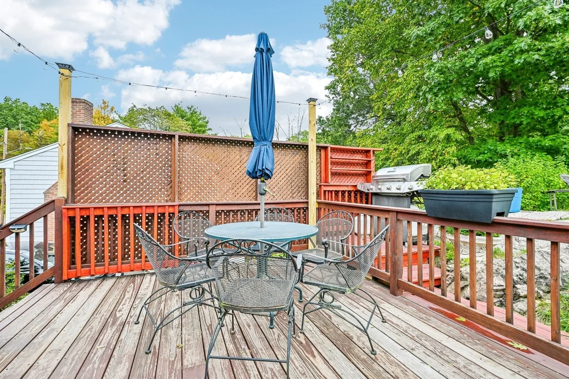 Photo of 77 Cedarcrest Rd