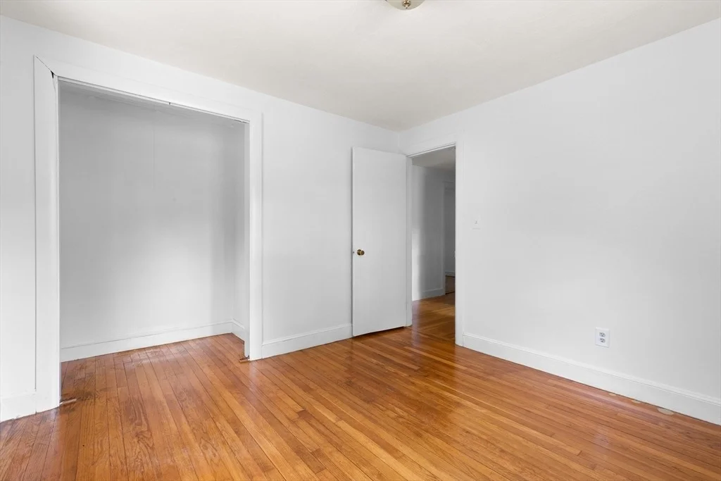 Photo of 30 Fenno Dr