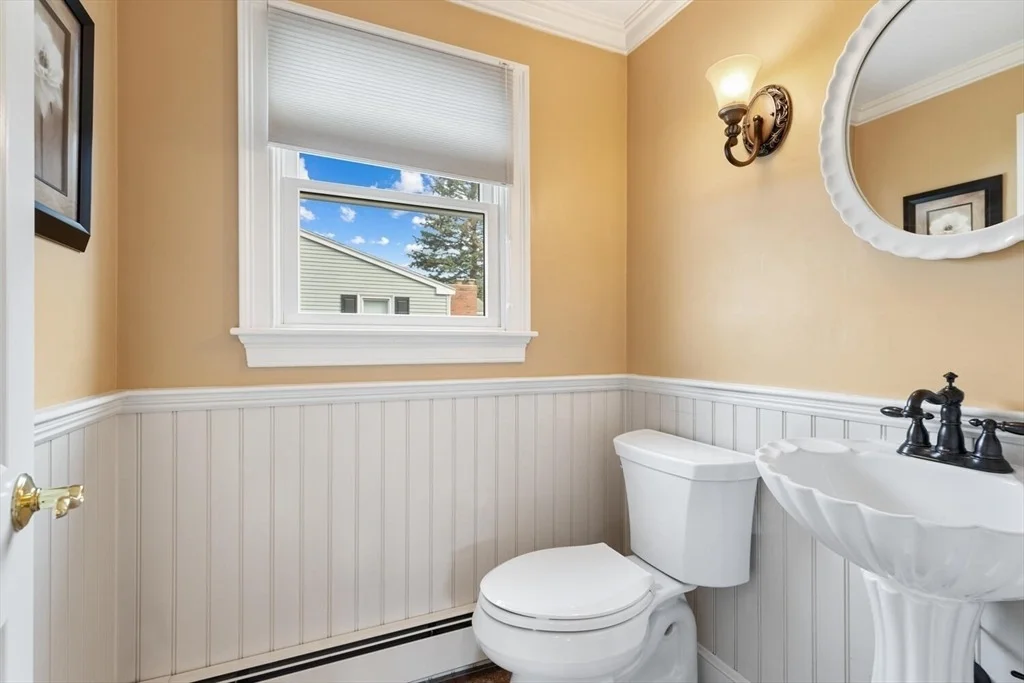 Photo of 144 Kingston Rd