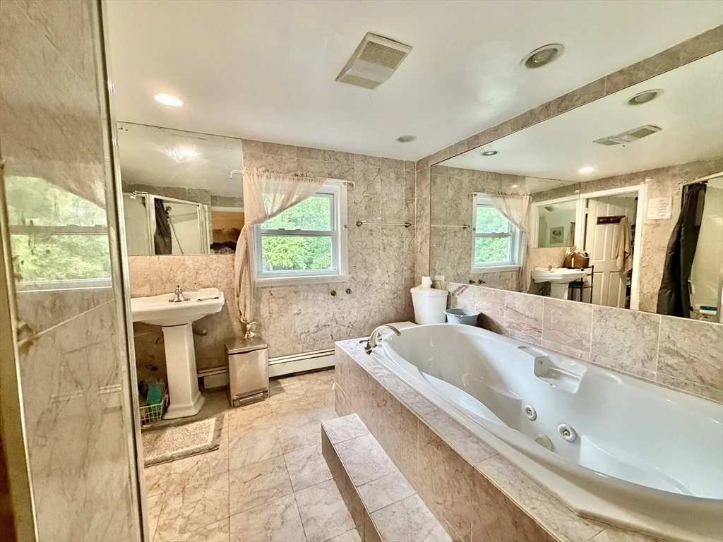Photo of 237 Summer St