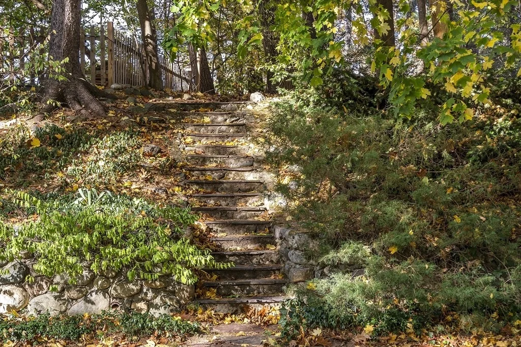 Photo of 304 Islington Rd