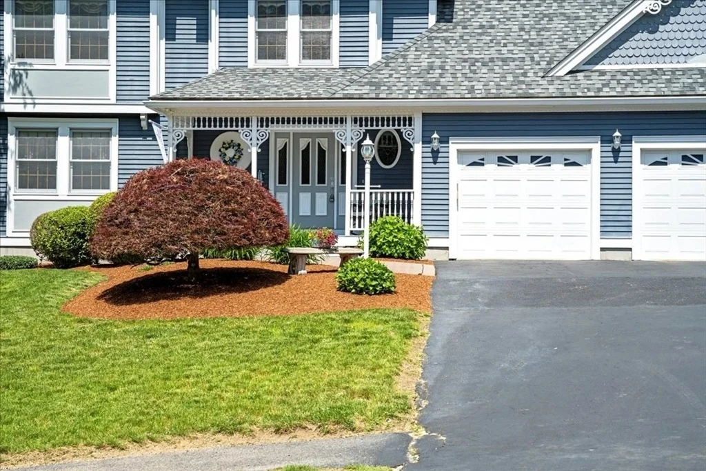 Photo of 27 Crestview Dr