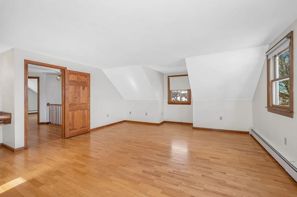 Photo of 287 Fox Ave