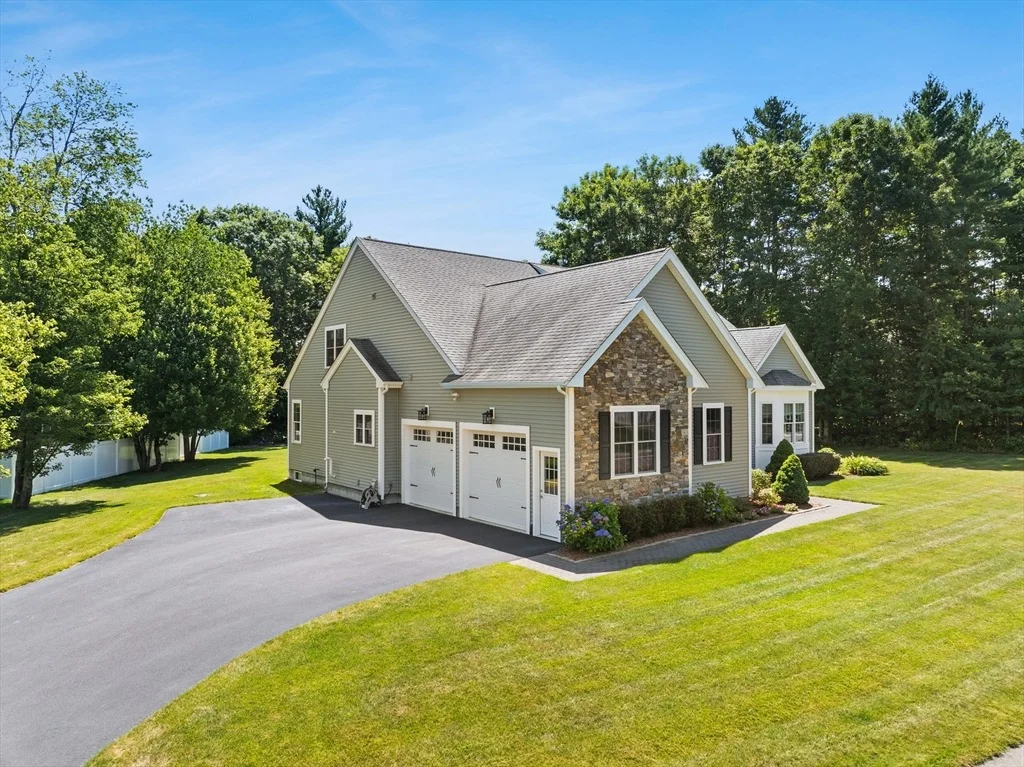 Photo of 17 Partridge Ln