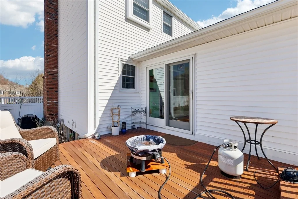 Photo of 6 Waterview Dr