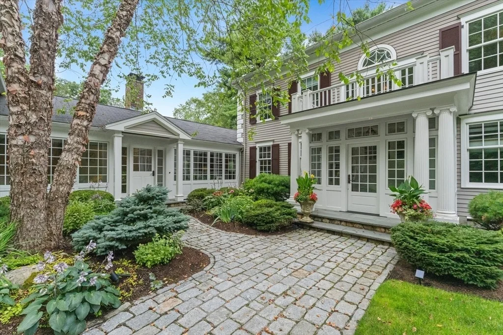Photo of 1 Colburn Road