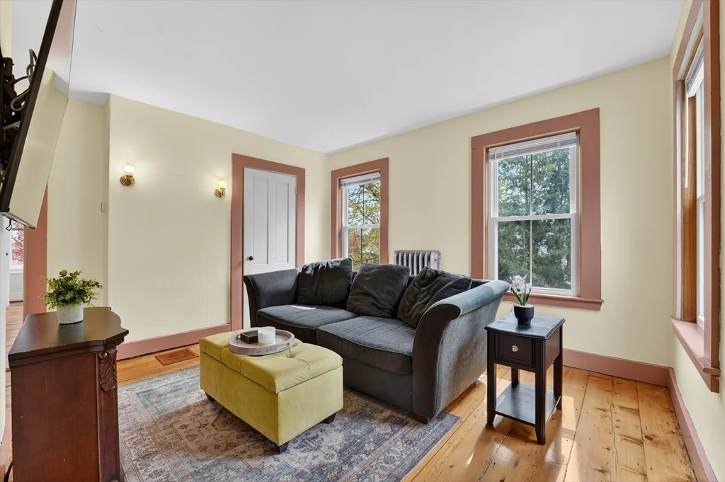 Photo of 16 Central St.