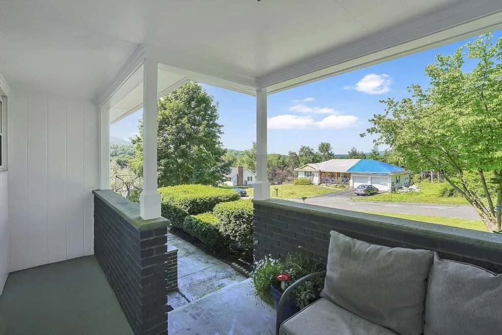 Photo of 11 Juniper Hill Rd